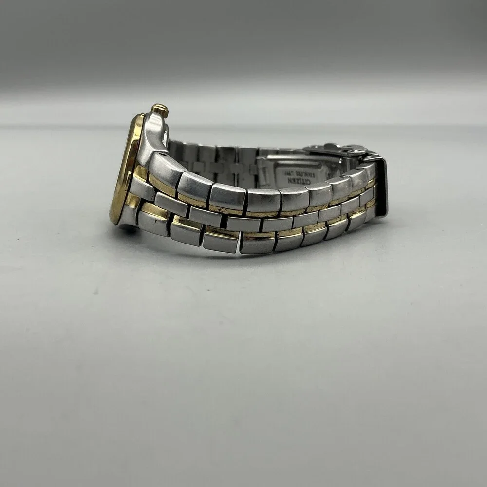 Citizen Eco-Drive Womens Watch 24mm Silver Dial Date E011-K15711 Two Tone 6